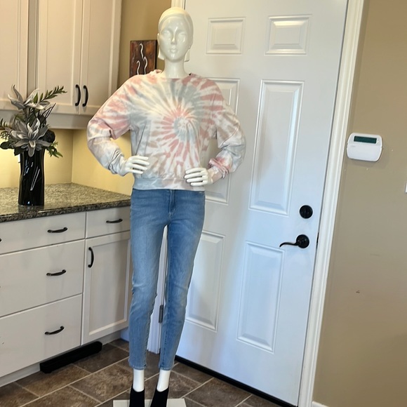 Swearshirt Size small - Picture 1 of 4